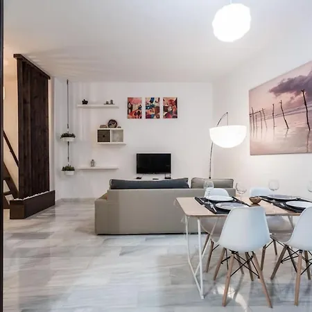 Daire Spacious Loft In The Historic Center *