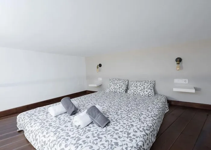 شقة Spacious Loft In The Historic Center مالقة